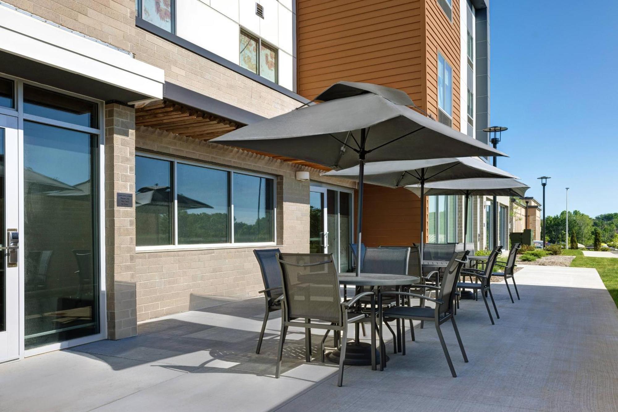 Fairfield By Marriott Inn & Suites Denver Airport At Gateway Park Exterior foto